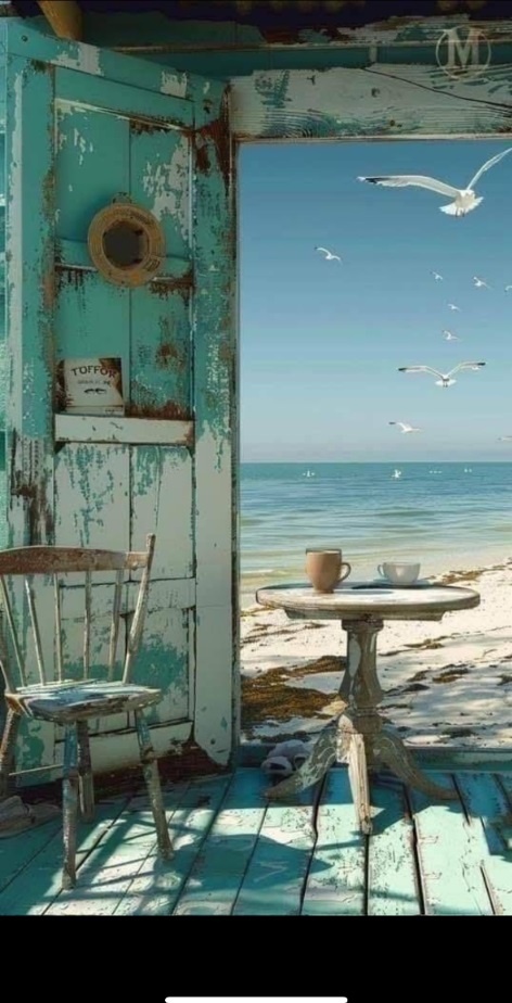 Photographie poétique des portes turquoise ouvertes sur la mer Méditerranée